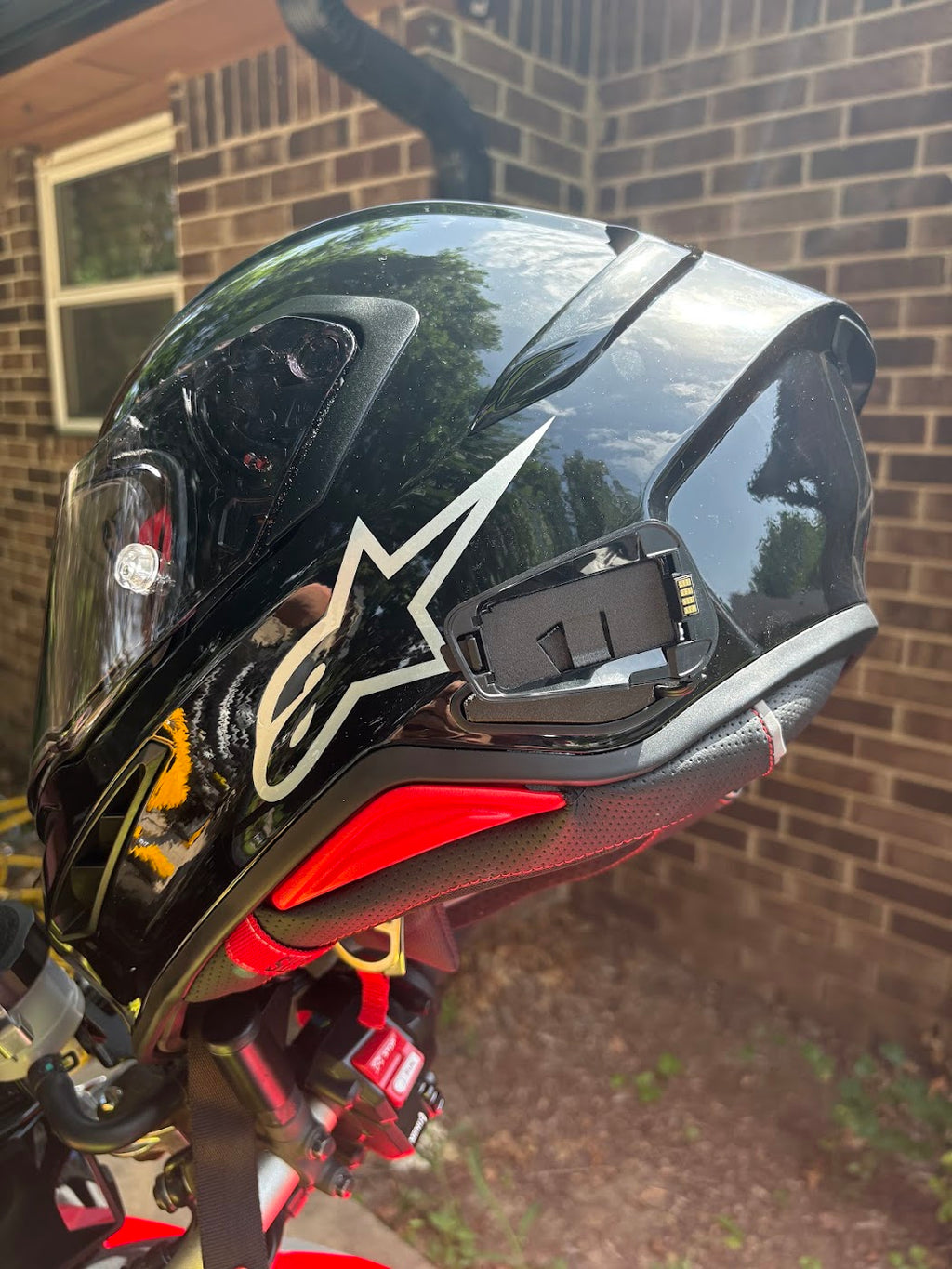 Alpinestars S-R7 Helmet Adapter for Cardo Packtalk Edge – 3D Printed Carbon Fiber Mount
